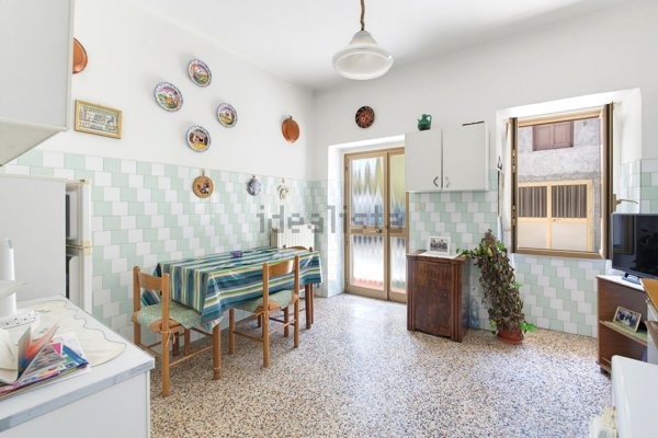 casa indipendente in vendita a Manerba del Garda