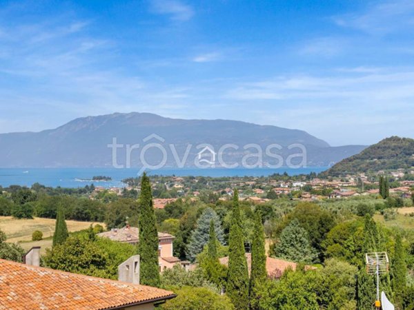 casa indipendente in vendita a Manerba del Garda in zona Balbiana