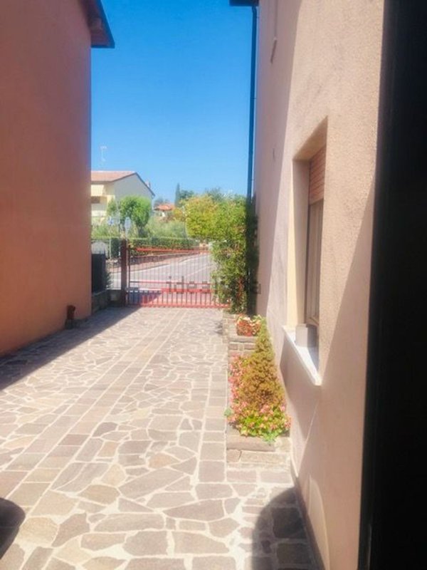 casa indipendente in vendita a Manerba del Garda