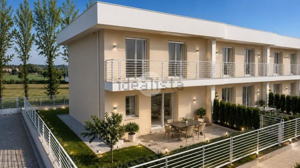 casa indipendente in vendita a Manerba del Garda in zona Crociale