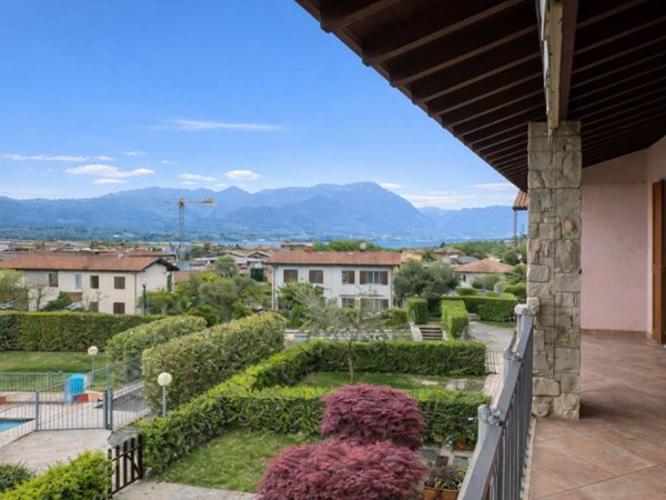appartamento in vendita a Manerba del Garda in zona Montinelle