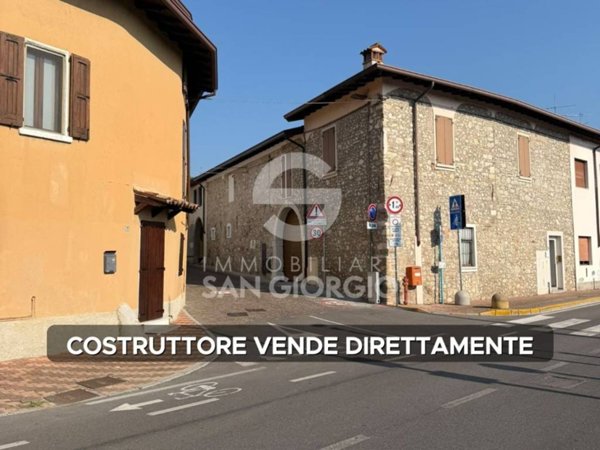 appartamento in vendita a Manerba del Garda in zona Pieve Vecchia