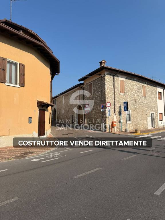 appartamento in vendita a Manerba del Garda in zona Pieve Vecchia