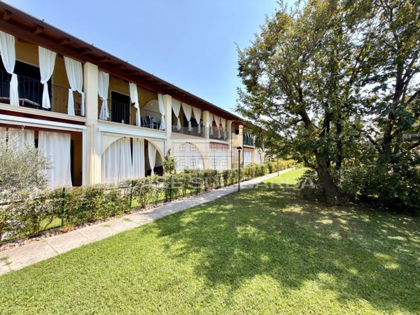 appartamento in vendita a Manerba del Garda in zona Crociale