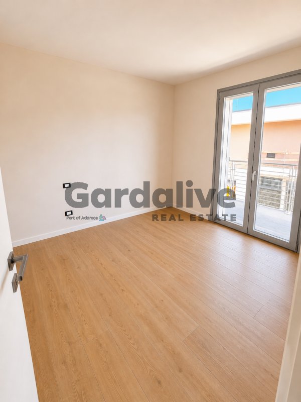 casa indipendente in vendita a Manerba del Garda in zona Montinelle