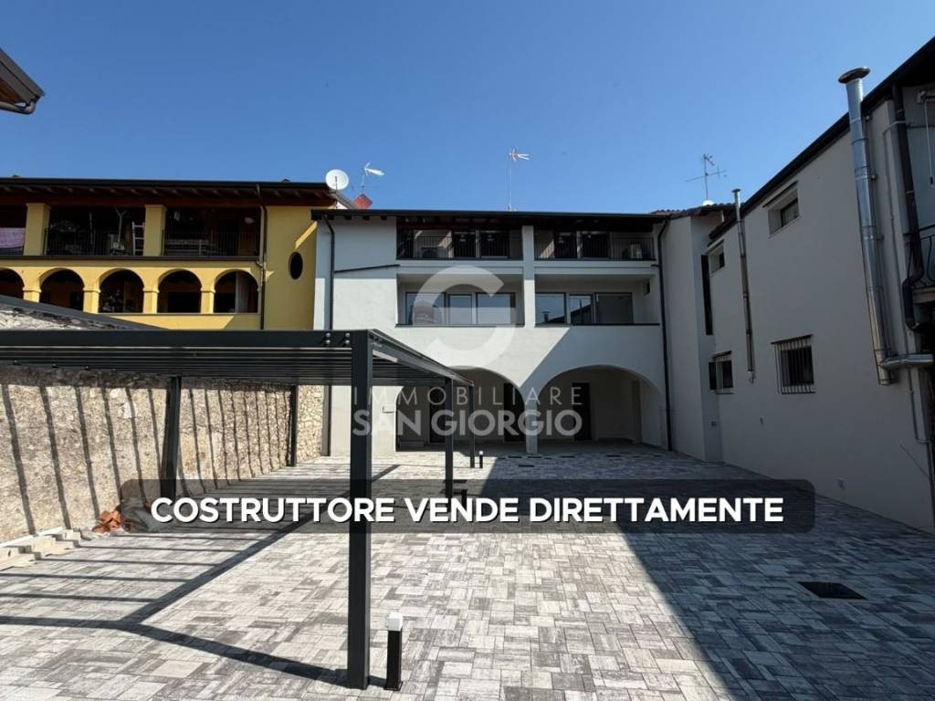 appartamento in vendita a Manerba del Garda in zona Pieve Vecchia