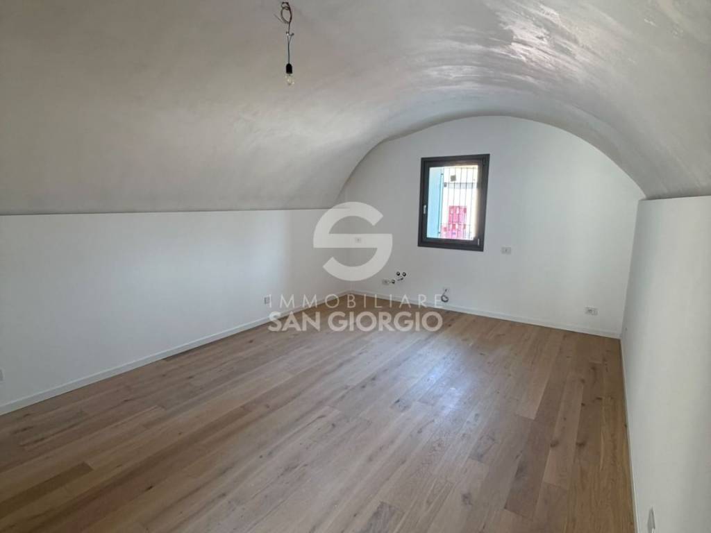 appartamento in vendita a Manerba del Garda in zona Pieve Vecchia