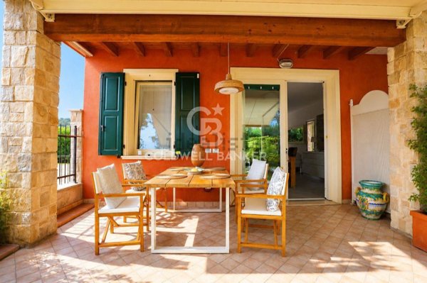 appartamento in vendita a Manerba del Garda in zona Pieve Vecchia
