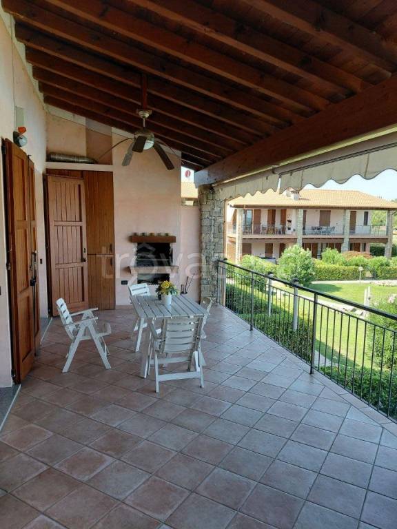 appartamento in vendita a Manerba del Garda in zona Montinelle