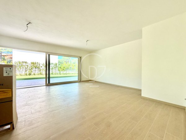 casa indipendente in vendita a Manerba del Garda in zona Pieve Vecchia