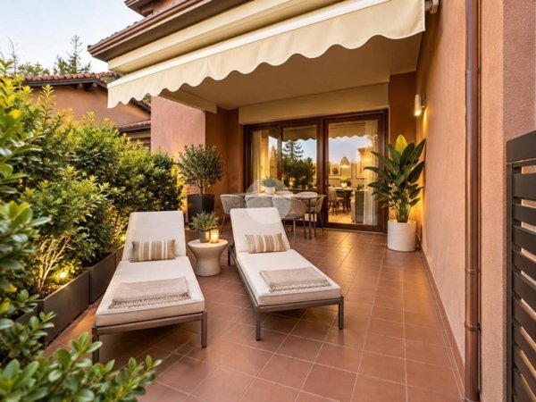 casa indipendente in vendita a Manerba del Garda in zona Pieve Vecchia
