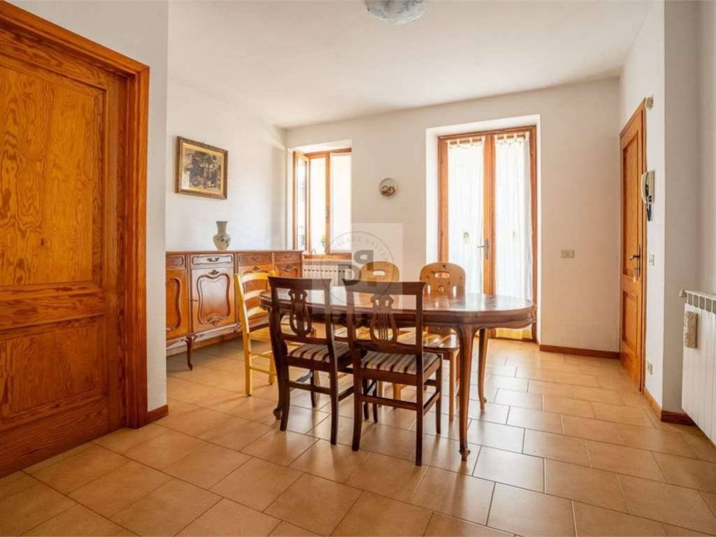 appartamento in vendita a Manerba del Garda in zona Solarolo
