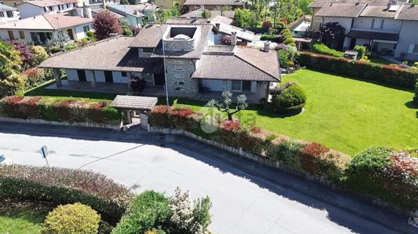 casa indipendente in vendita a Manerbio