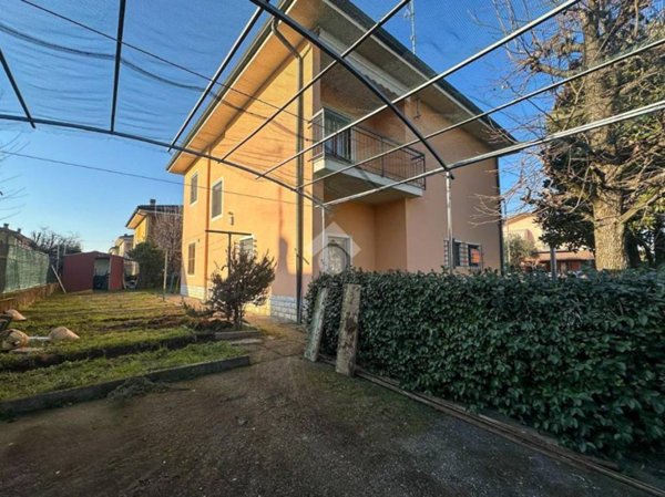 casa indipendente in vendita a Manerbio