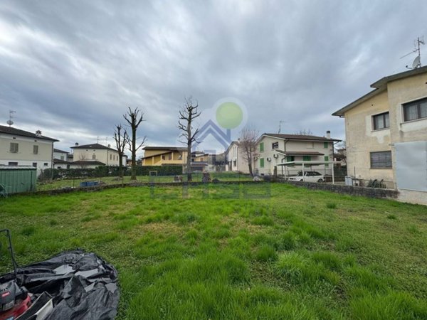 casa indipendente in vendita a Manerbio