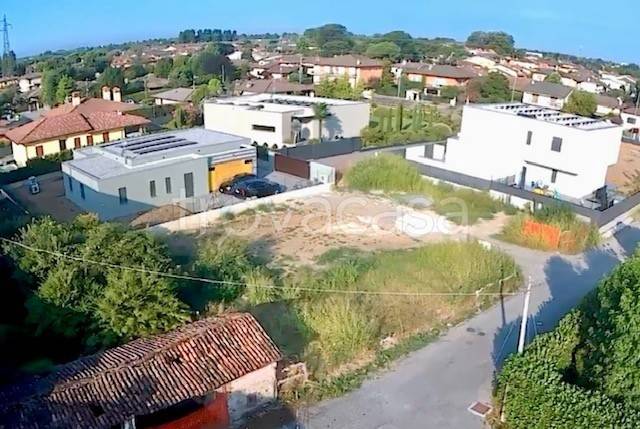 casa indipendente in vendita a Manerbio