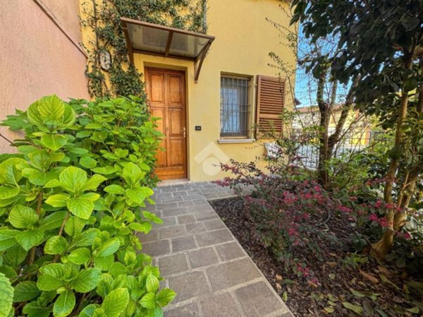 casa indipendente in vendita a Manerbio