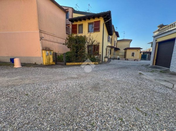 casa indipendente in vendita a Manerbio