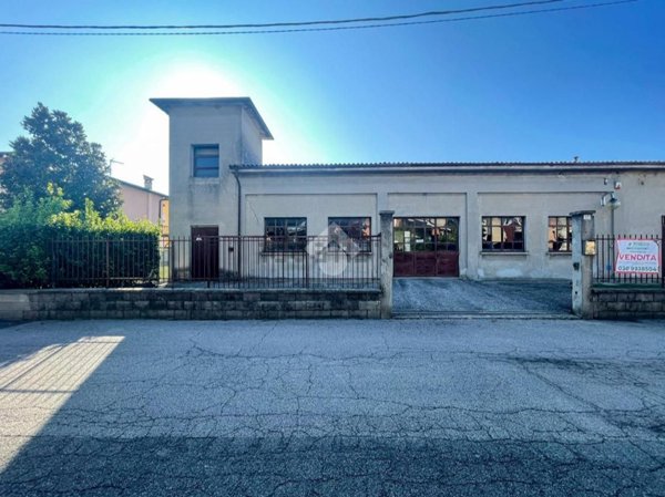capannone in vendita a Manerbio