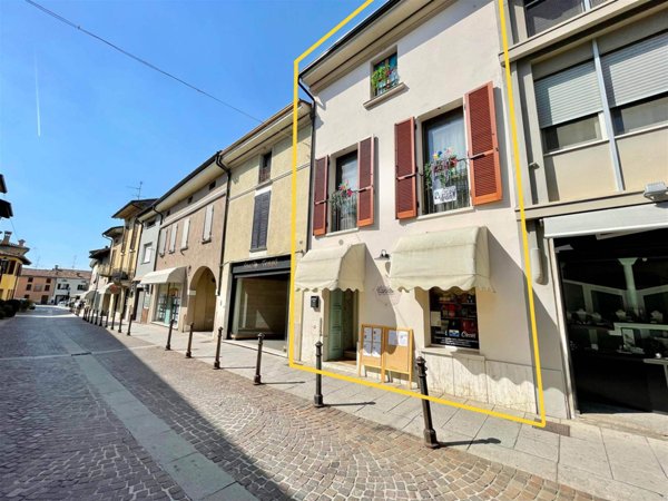casa indipendente in vendita a Manerbio