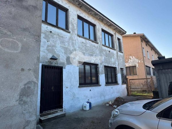 casa indipendente in vendita a Manerbio