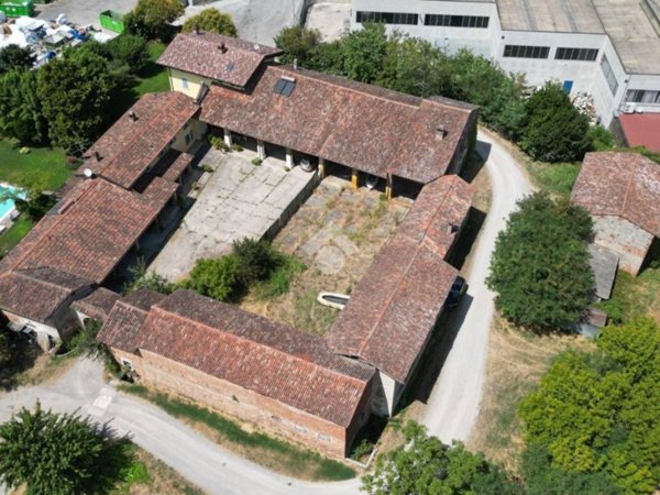 casale in vendita a Manerbio