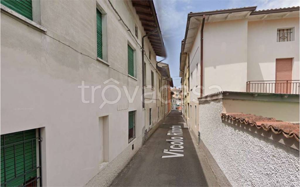 casa indipendente in vendita a Manerbio