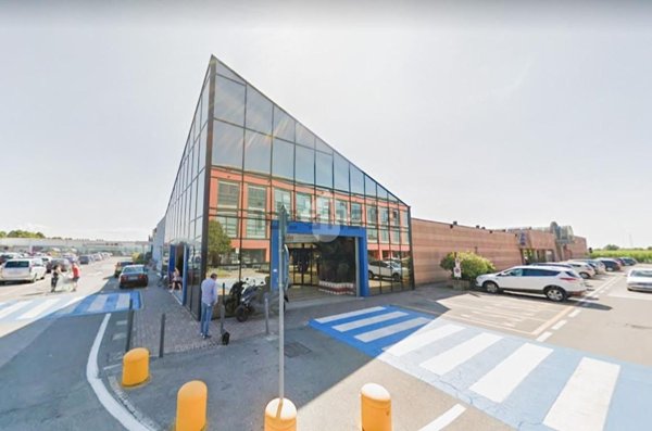 locale commerciale in vendita a Manerbio