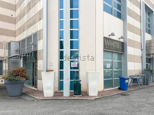 locale commerciale in vendita a Manerbio