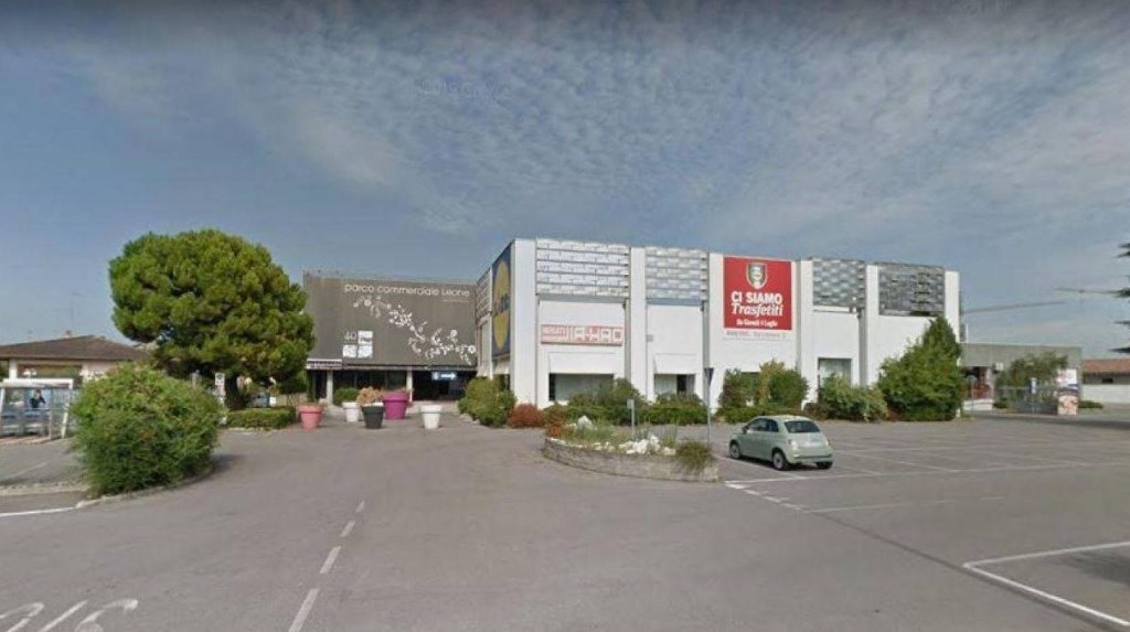 negozio in vendita a Manerbio