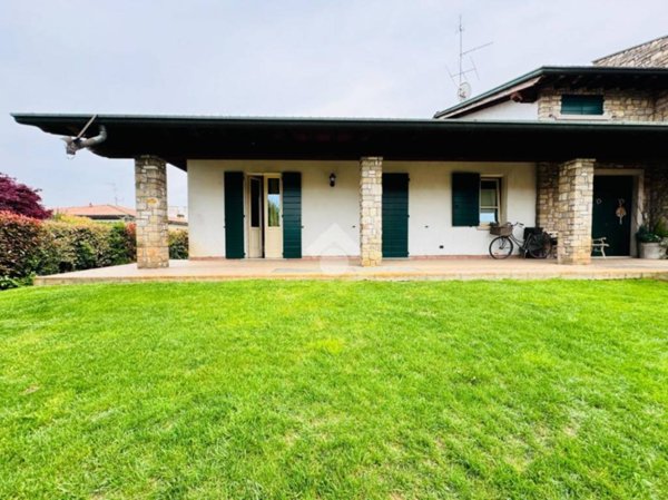 casa indipendente in vendita a Manerbio