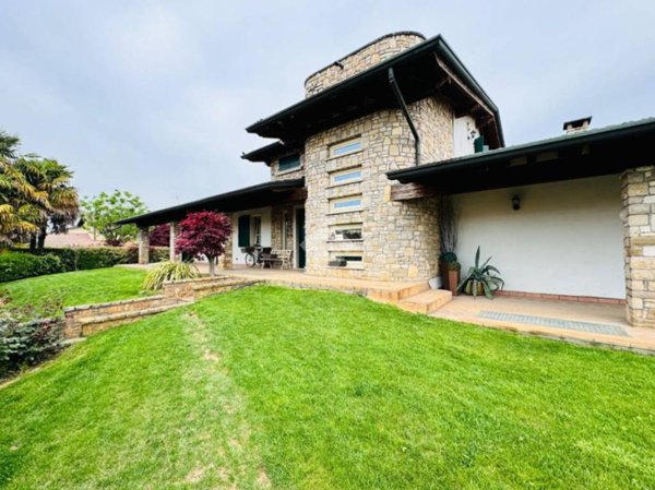 casa indipendente in vendita a Manerbio