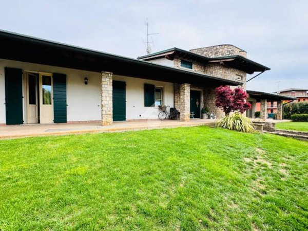 casa indipendente in vendita a Manerbio