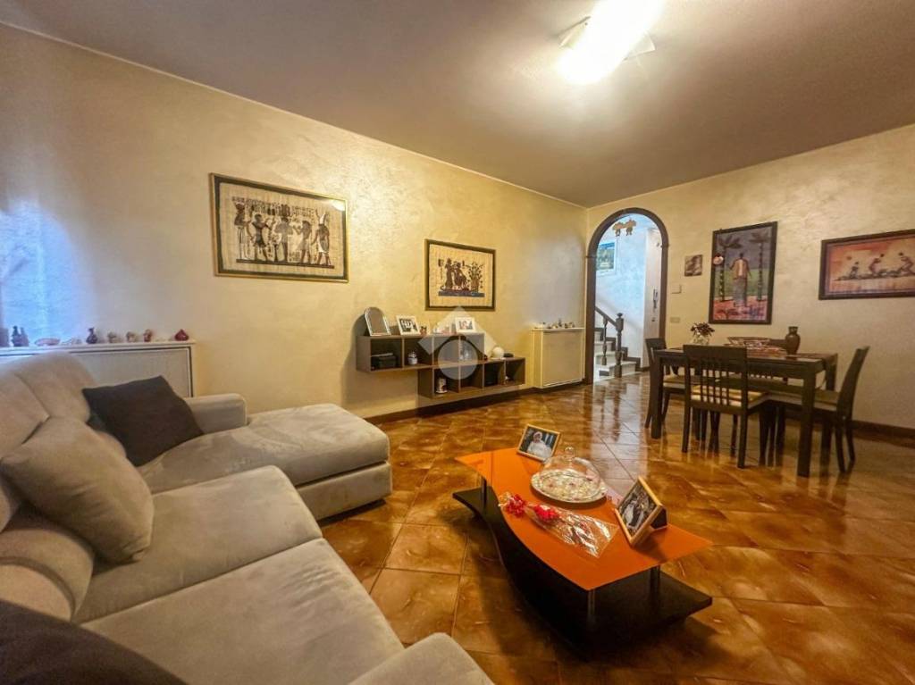 casa indipendente in vendita a Manerbio