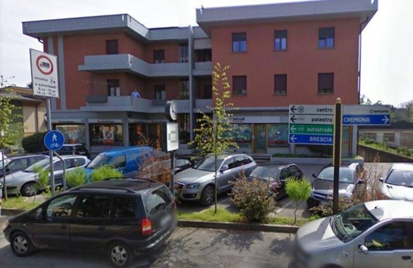 locale commerciale in vendita a Manerbio