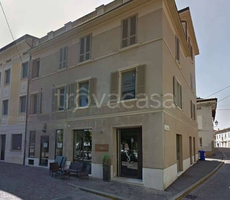 negozio in vendita a Manerbio