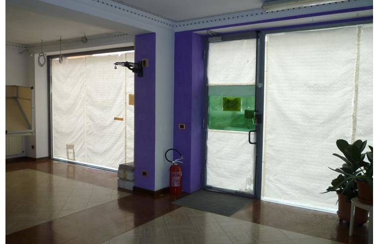 negozio in vendita a Manerbio