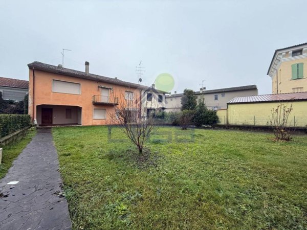 casa indipendente in vendita a Manerbio