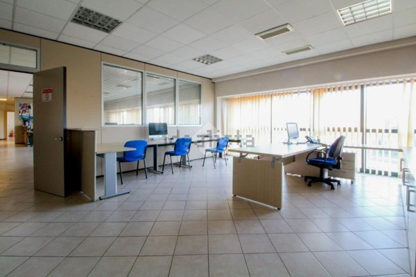 ufficio in vendita a Manerbio