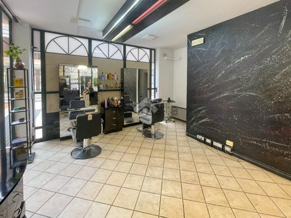 locale commerciale in vendita a Manerbio