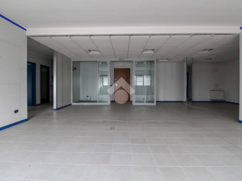 ufficio in vendita a Manerbio