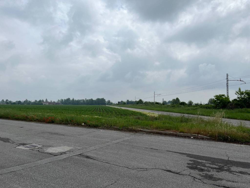 locale commerciale in vendita a Manerbio