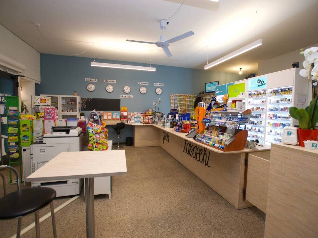 negozio in vendita a Manerbio