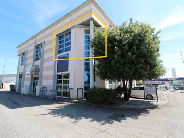 negozio in vendita a Manerbio