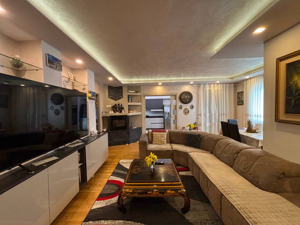 casa indipendente in vendita a Manerbio