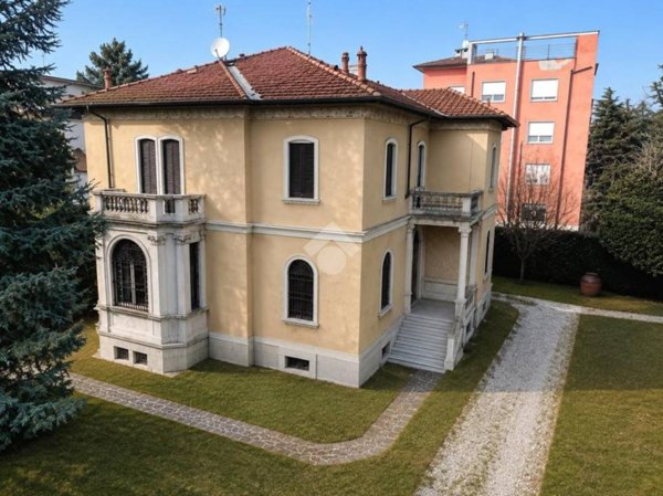casa indipendente in vendita a Manerbio