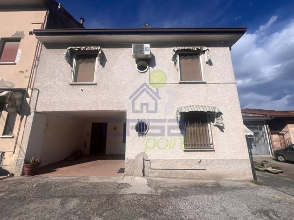 casa indipendente in vendita a Manerbio