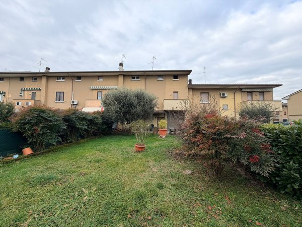 casa indipendente in vendita a Manerbio