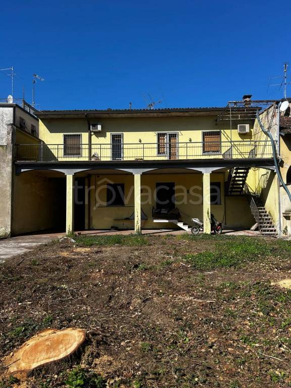 casa indipendente in vendita a Manerbio