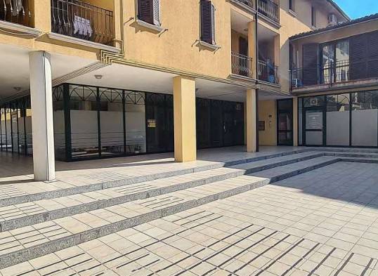negozio in vendita a Manerbio
